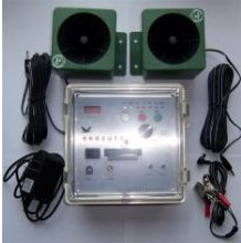 Le courant alternatif A entré le réflecteur ultrasonique d'oiseau, dispositifs ultrasoniques répulsifs d'oiseau pour le verger/ferme